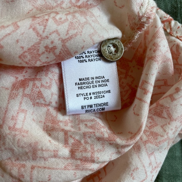 RVCA Sleeveless Blouse - Picture 4 of 4